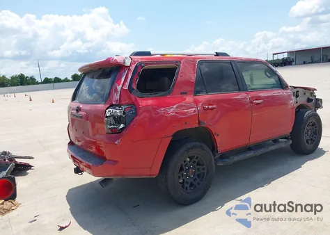 2021 Toyota 4Runner Sr5 Premium z USA, uszkodzony, nr VIN JTEFU5JR3M5245419
